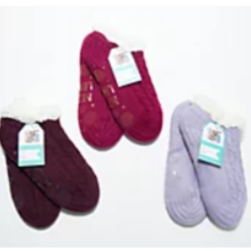 MUK LUKS Footie Cabin Socks